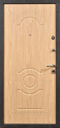 Железная дверь с отделкой панелями МДФ М-003